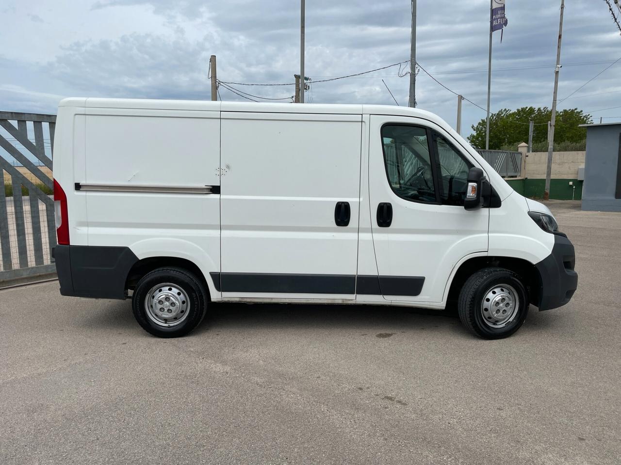 Peugeot Boxer 2.0 BlueHdi 110cv PC-TN CH1 3 POSTI