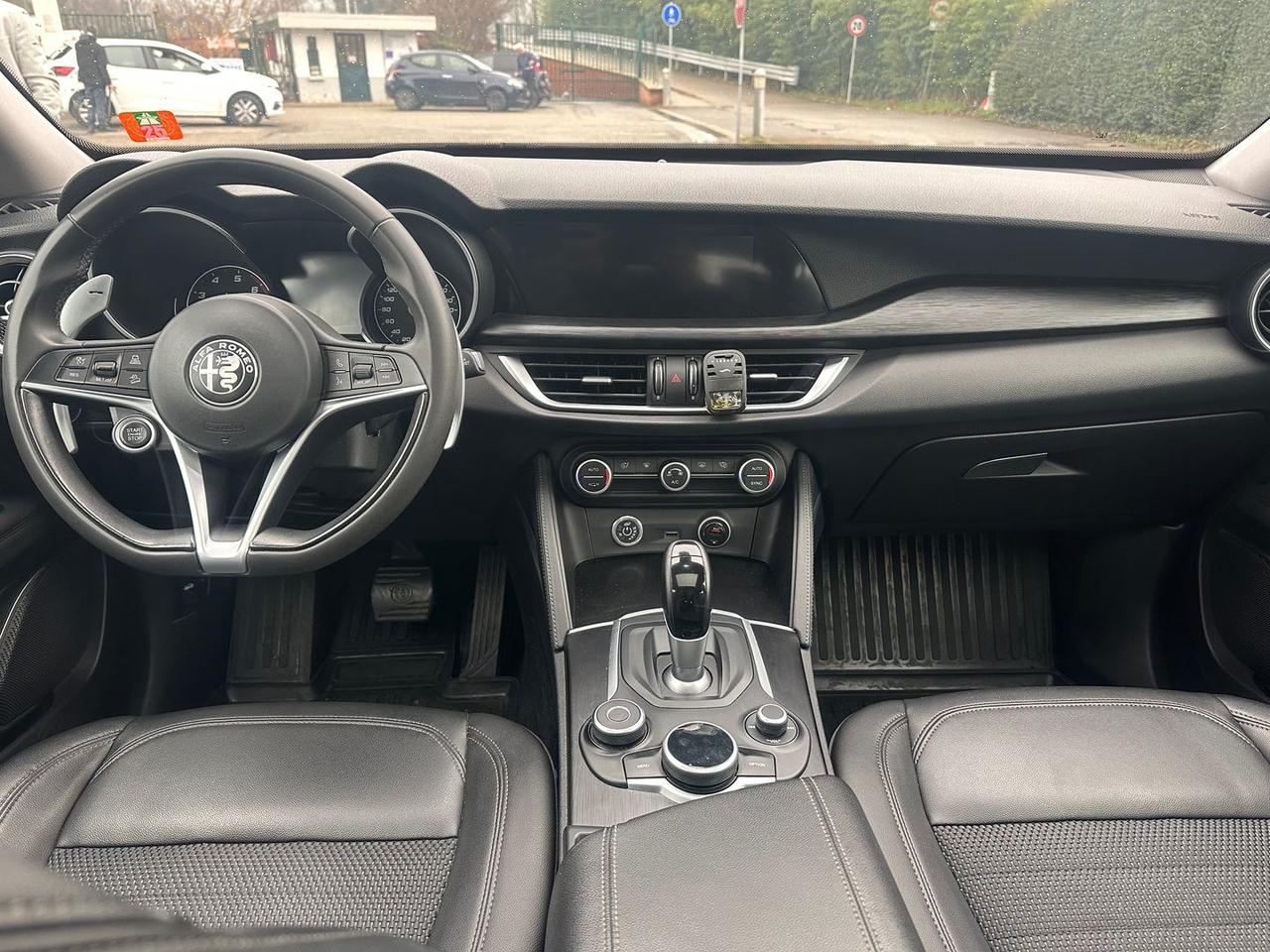 Alfa Romeo Stelvio Executive 2.0 #8378