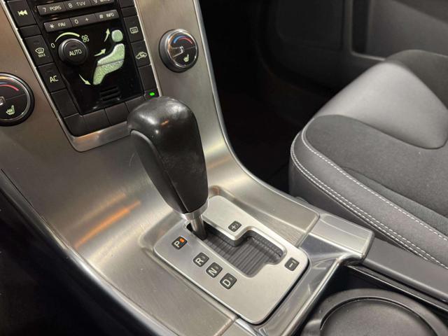 VOLVO XC60 D4 Geartronic Momentum