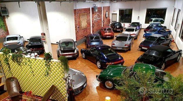 Porsche 911 PORSCHE 911 SPECIALIST AUT0 PER PASSI0NE BERGAM0