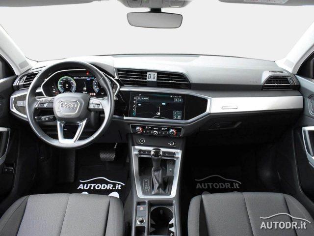 AUDI Q3 45 TFSIe S-Tronic Business Plus Retrocamera, ACC