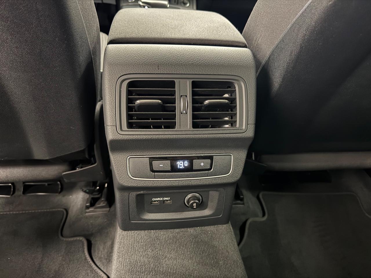 Audi Q5 40 TDI 204 CV quattro S tronic diesel/hybrid