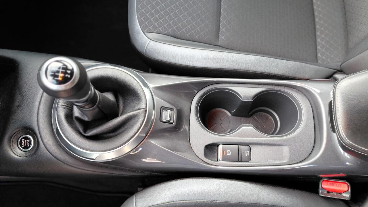 Nissan Juke 1.0 DIG-T 114 CV N-Connecta Unicopropr