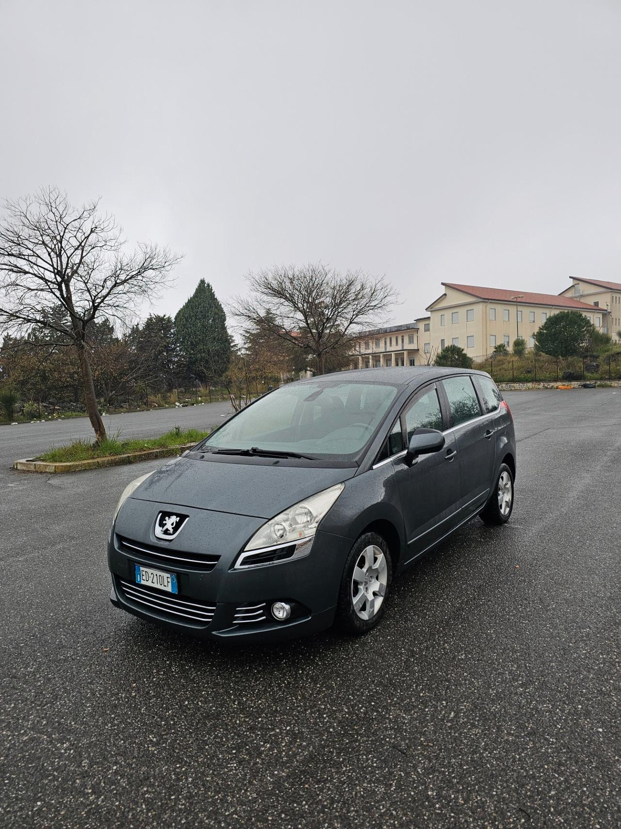 Peugeot 5008 7 POSTI 1.6 HDi 110CV