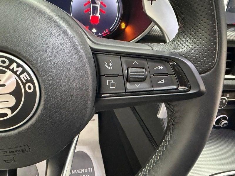 Alfa Romeo Stelvio 2.2 TD 160 CV Super AT8 RWD