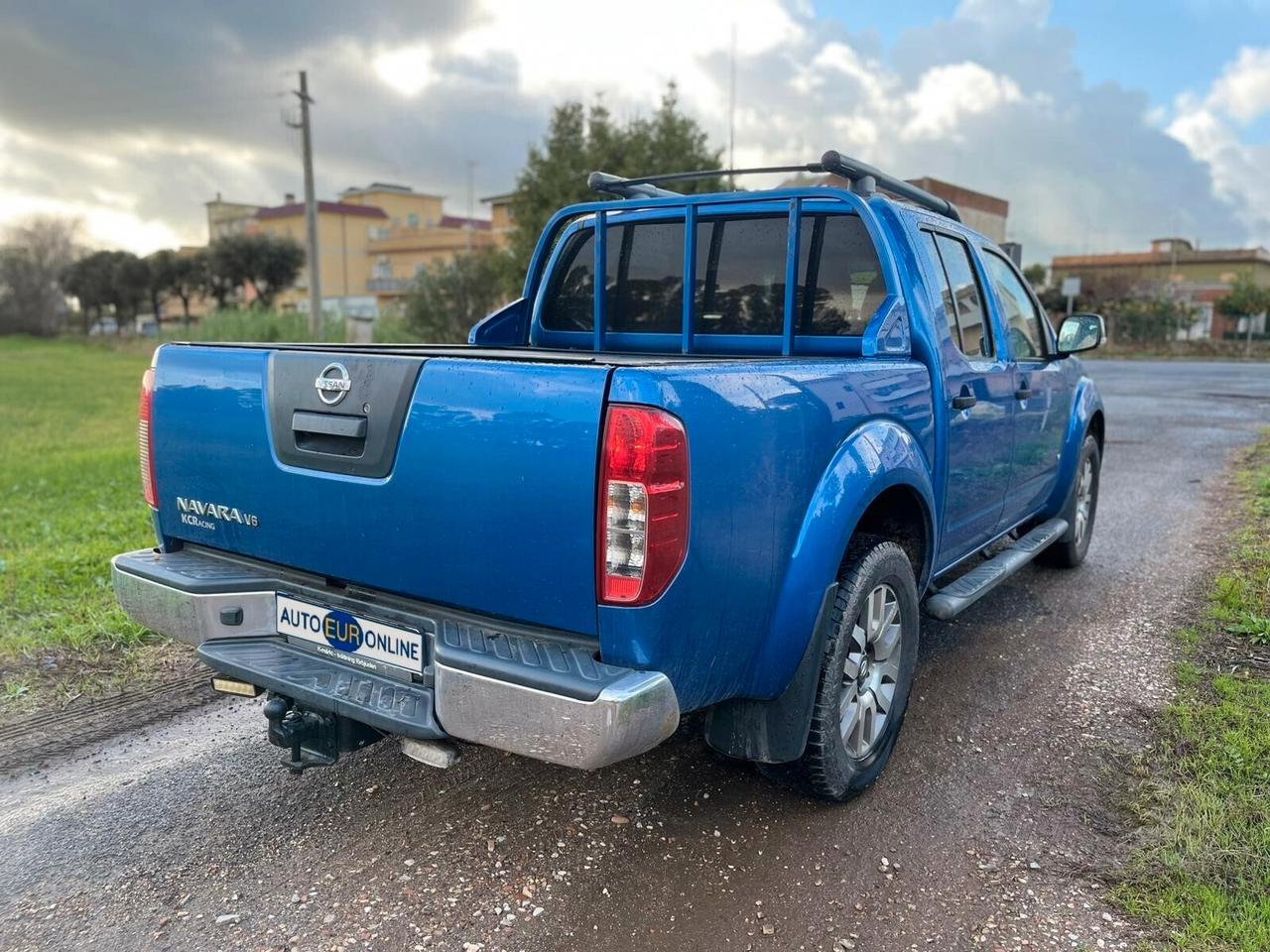Nissan Navara 3.0 dCi 4 porte Double Cab LE V6