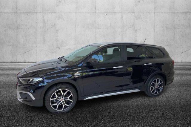 FIAT Tipo 1.5 Hybrid DCT SW Cross