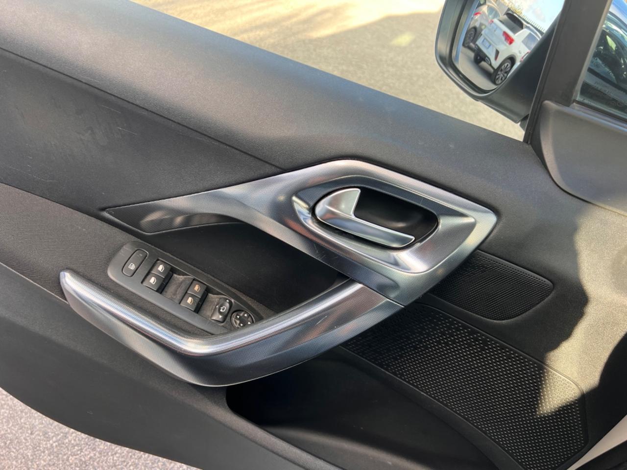 Peugeot 2008 PureTech 82 Allure