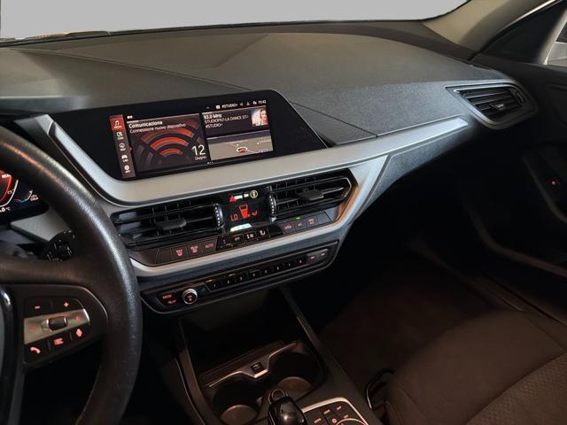 BMW 116 d 5p. Advantage