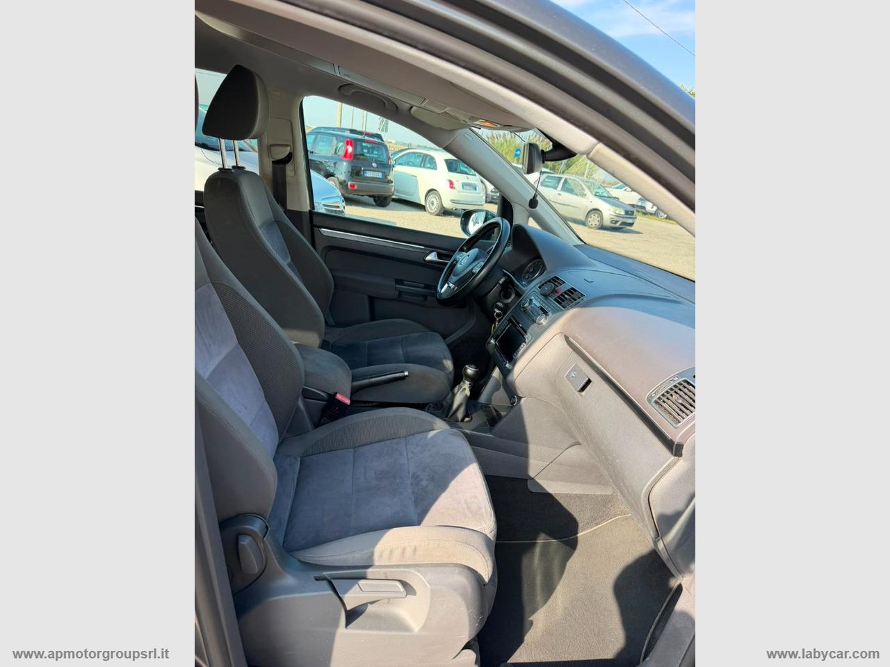 VOLKSWAGEN Touran 1.4 TSI DSG Highline EcoFuel