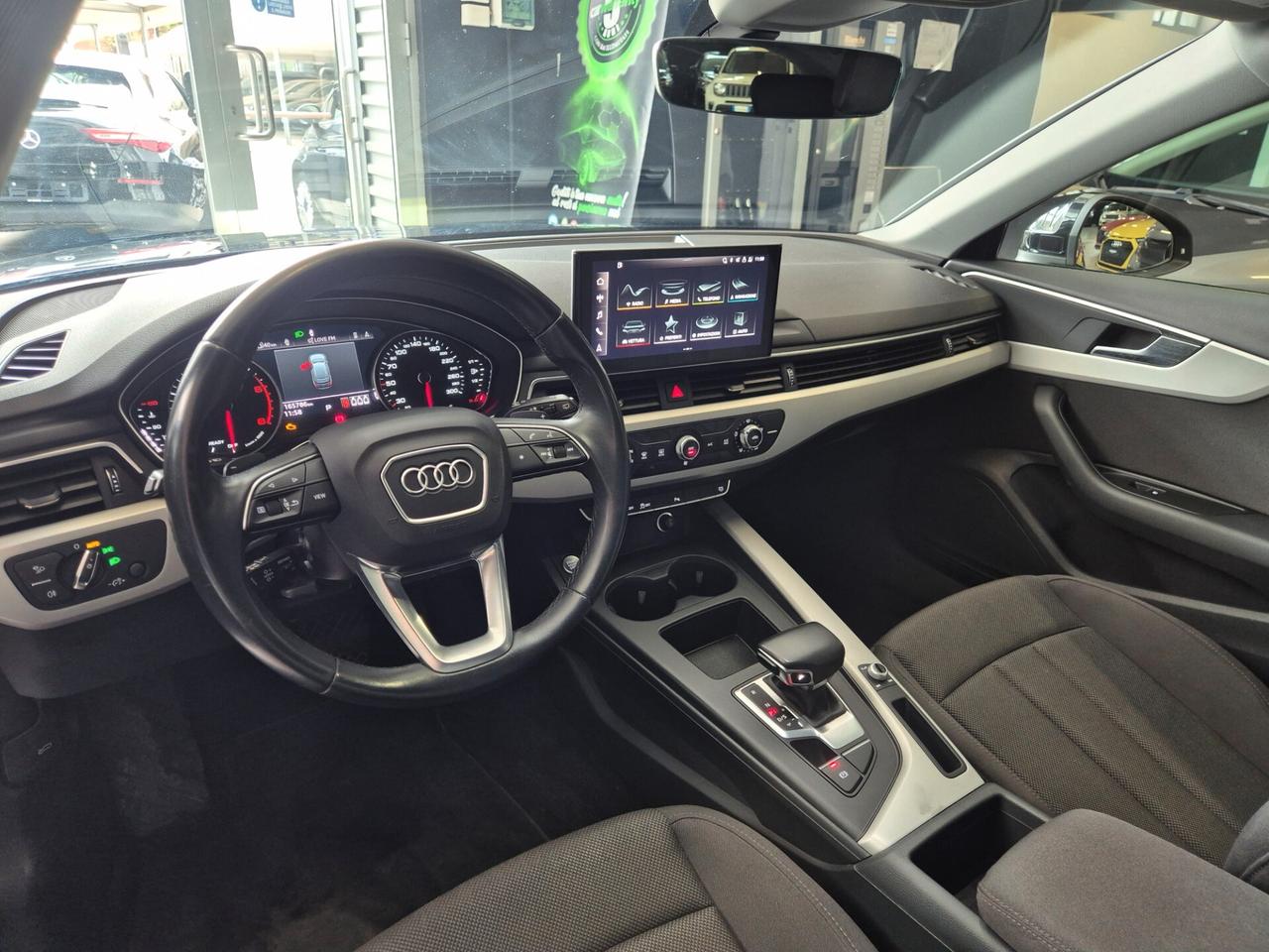 Audi A4 30 TDI/136 CV S tronic Business Advanced