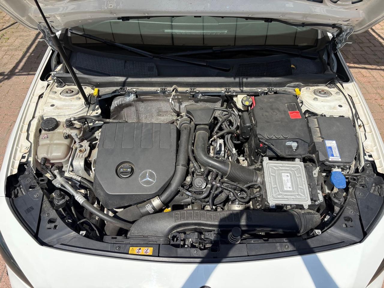 Mercedes-Benz A 200 AMG Line Premium Plus E #11037