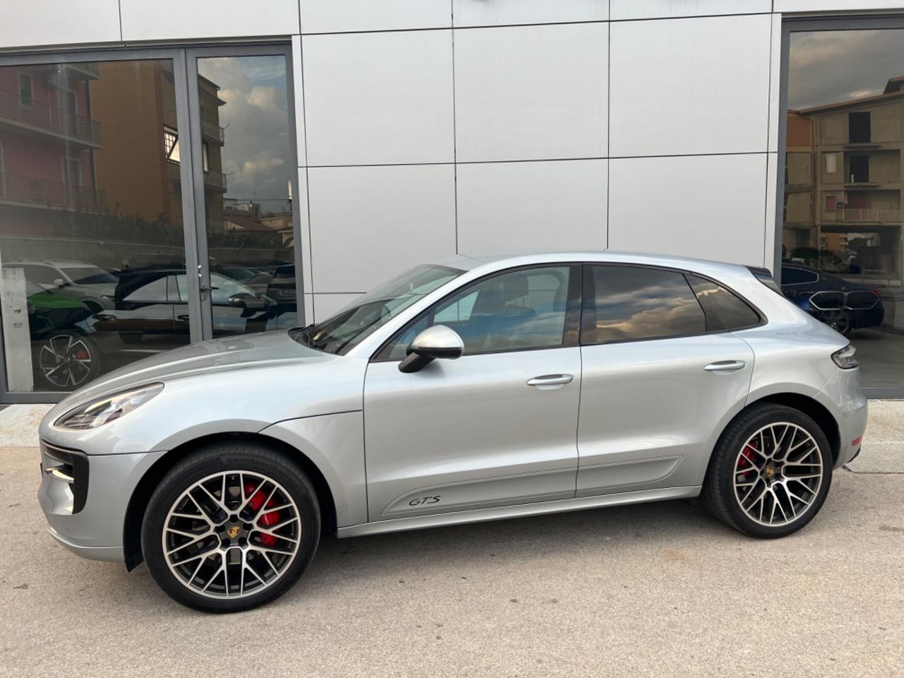 Porsche Macan 2.9 GTS - anno 2021 - km 150.000