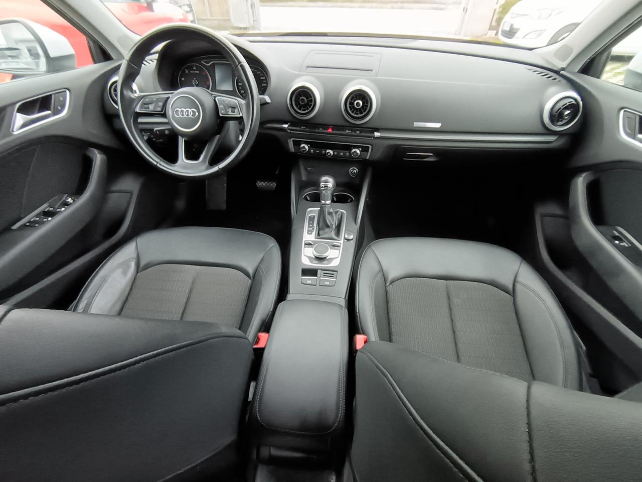 Audi A3 SPB 1.6 TDI S tronic Design