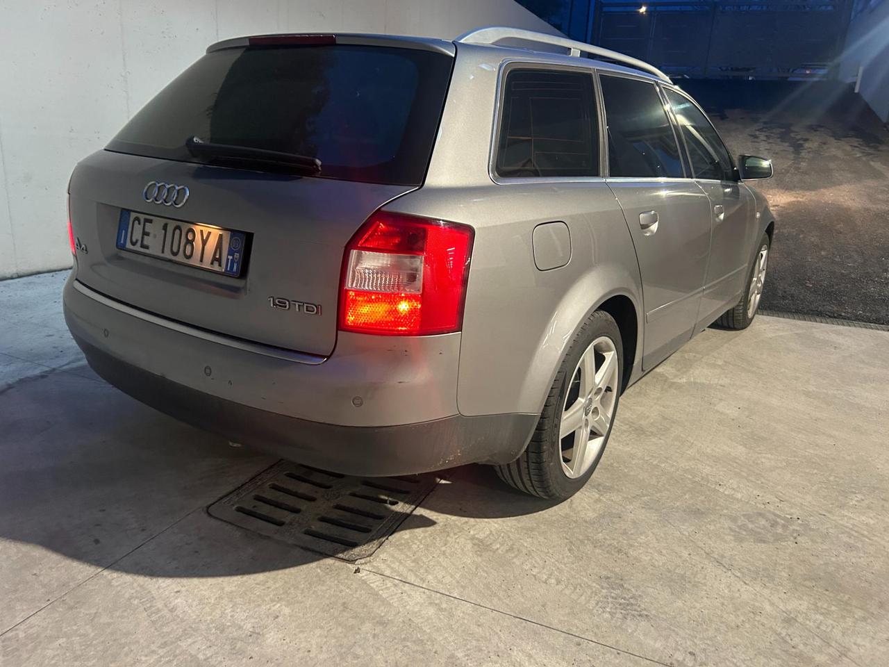 Audi A4 Avant 1.9 tdi 130cv 6m