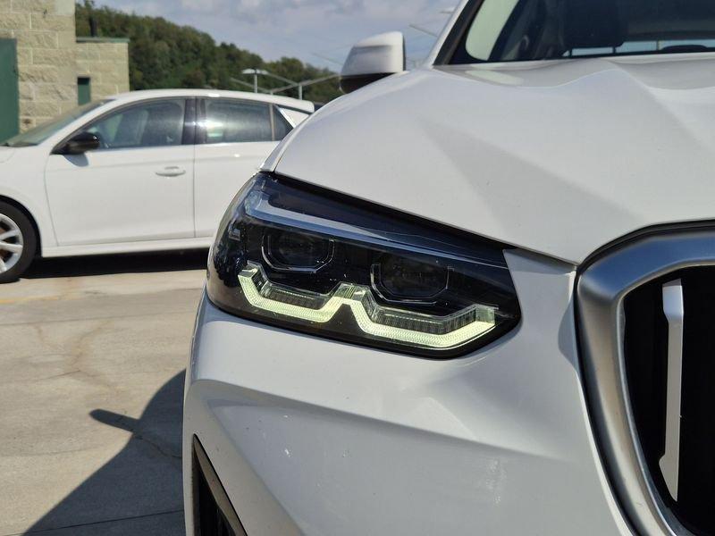 BMW X3 xdrive20d mhev 48V auto