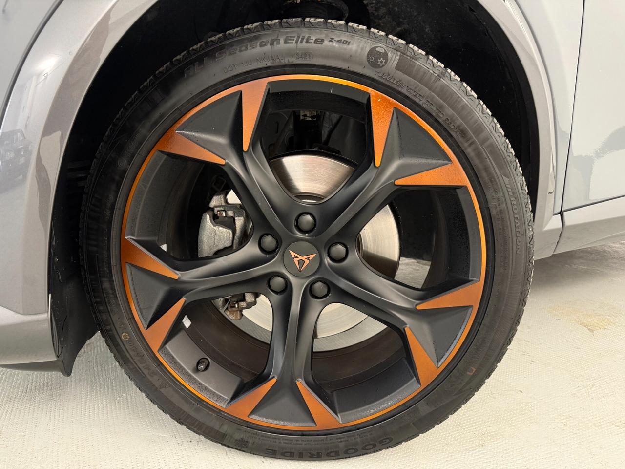 Cupra Formentor 1.5 TSI sedili guscio led adatattivi camera 360