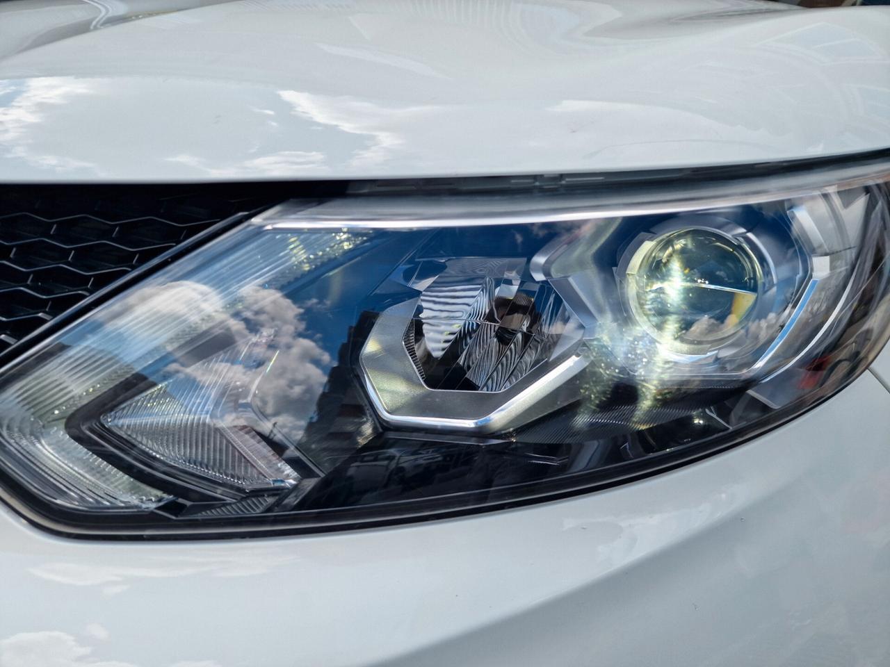 Nissan Qashqai 1.6 dCi 2WD Tekna AUTOMATICA Tetto Panoramico