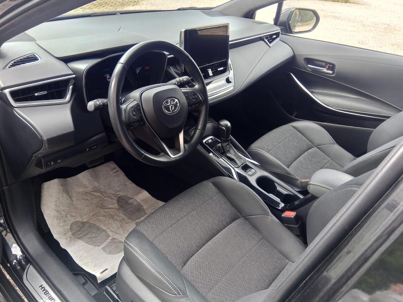 Toyota Corolla Touring Sports 2.0 Hybrid Style