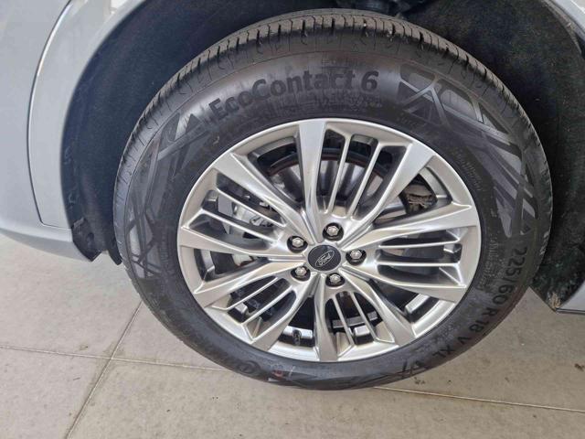 FORD Kuga 2.5 Plug In Hybrid 225 CV CVT VIGNALE