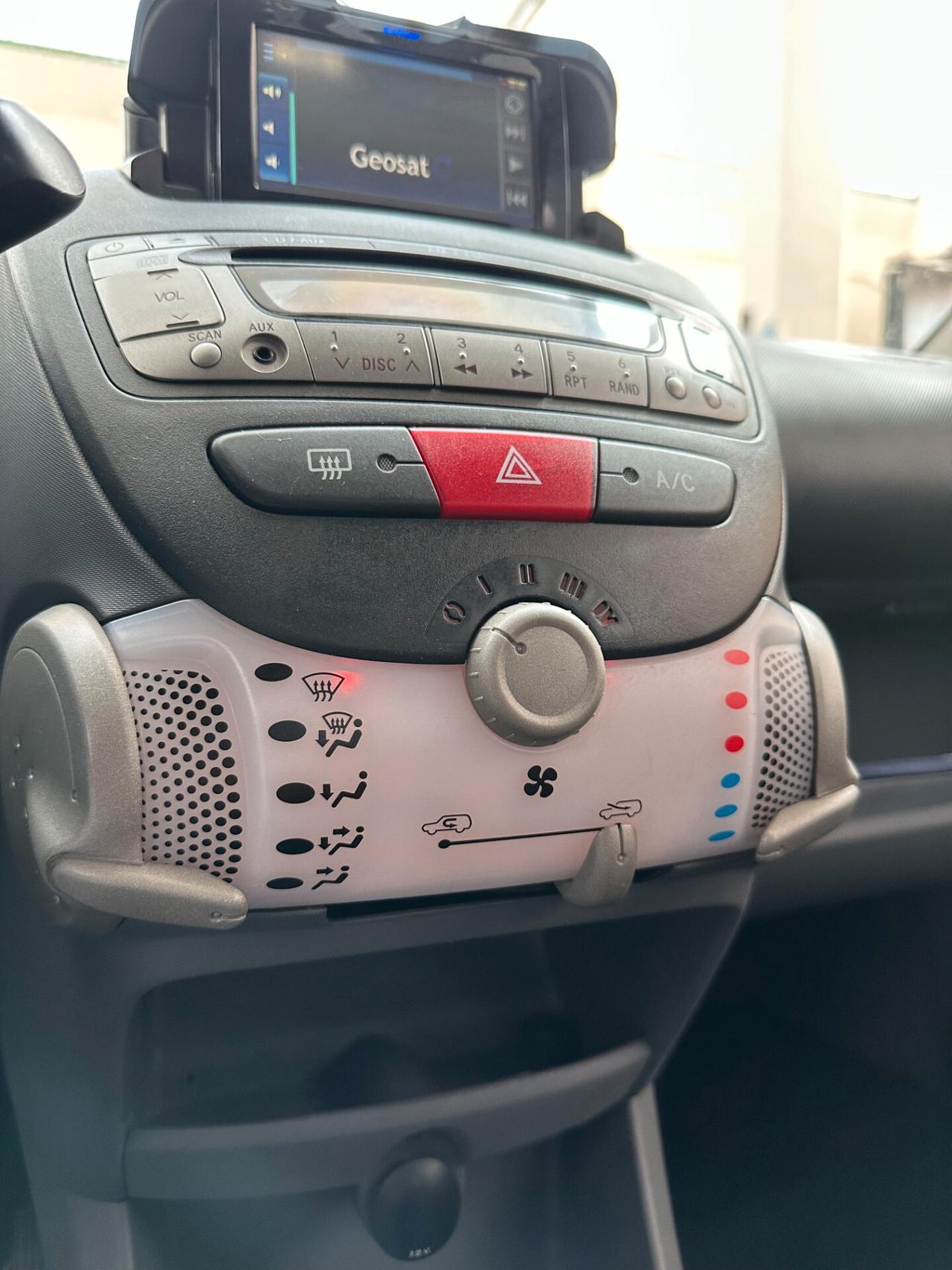 Peugeot 107 1.0 Benz, Pari al nuovo, Unico Propietario, garantita