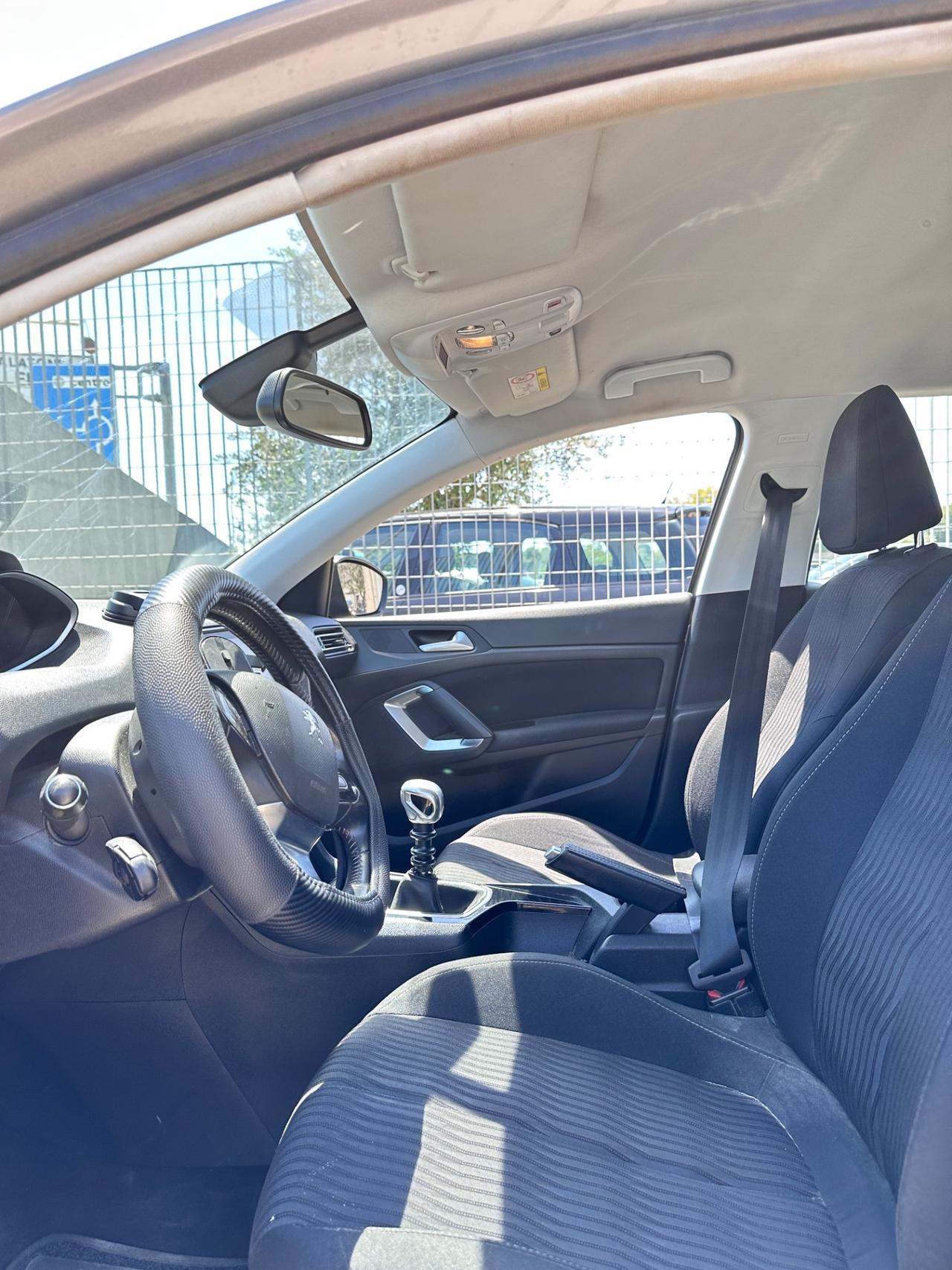Peugeot 308 BlueHDi 120 S&S SW Active-2015