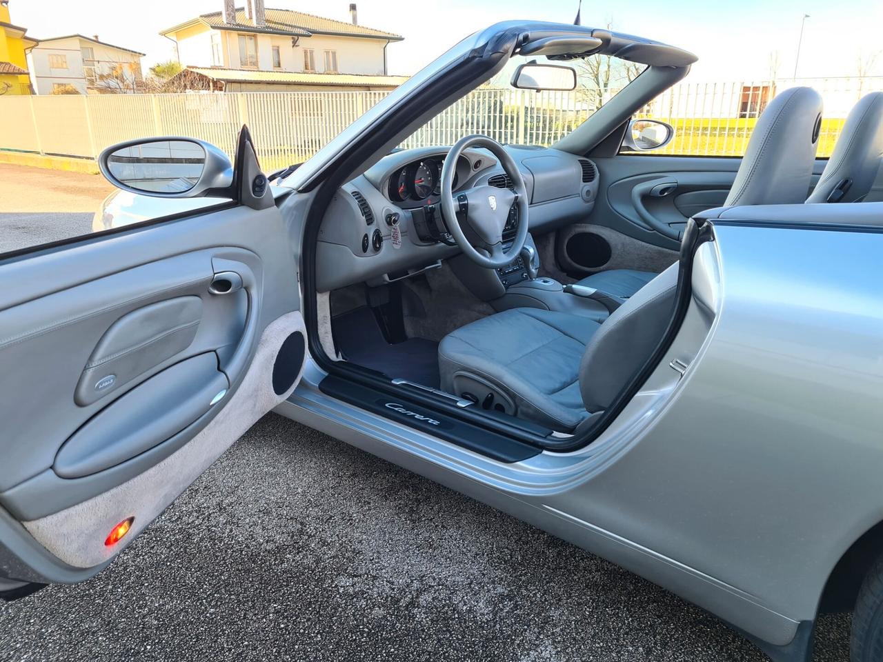 Porsche 911 996 Carrera Cabriolet