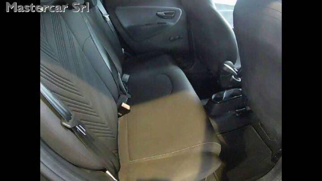 LANCIA Ypsilon 5p. Neopatentati 1.0 hybrid Gold tg: GK578ZB