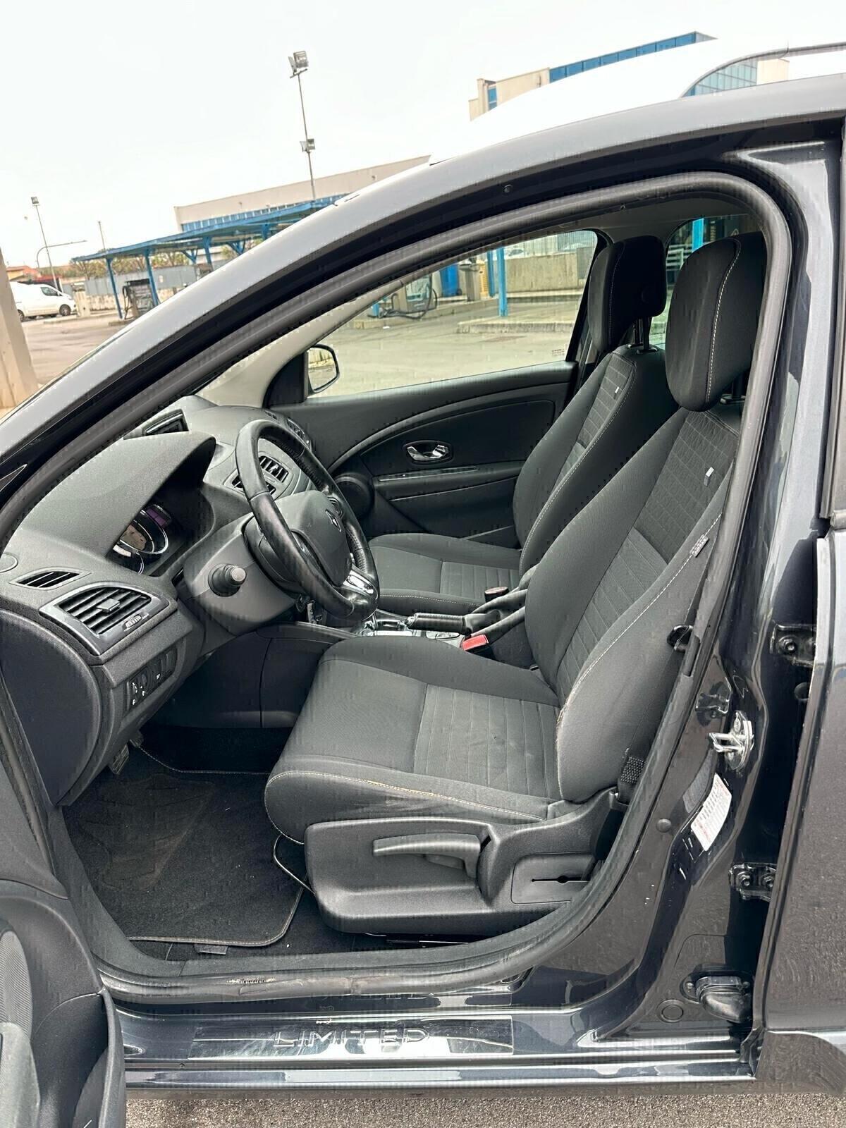 Renault Megane Mégane 1.5 dCi 110CV EDC SporTour Limited