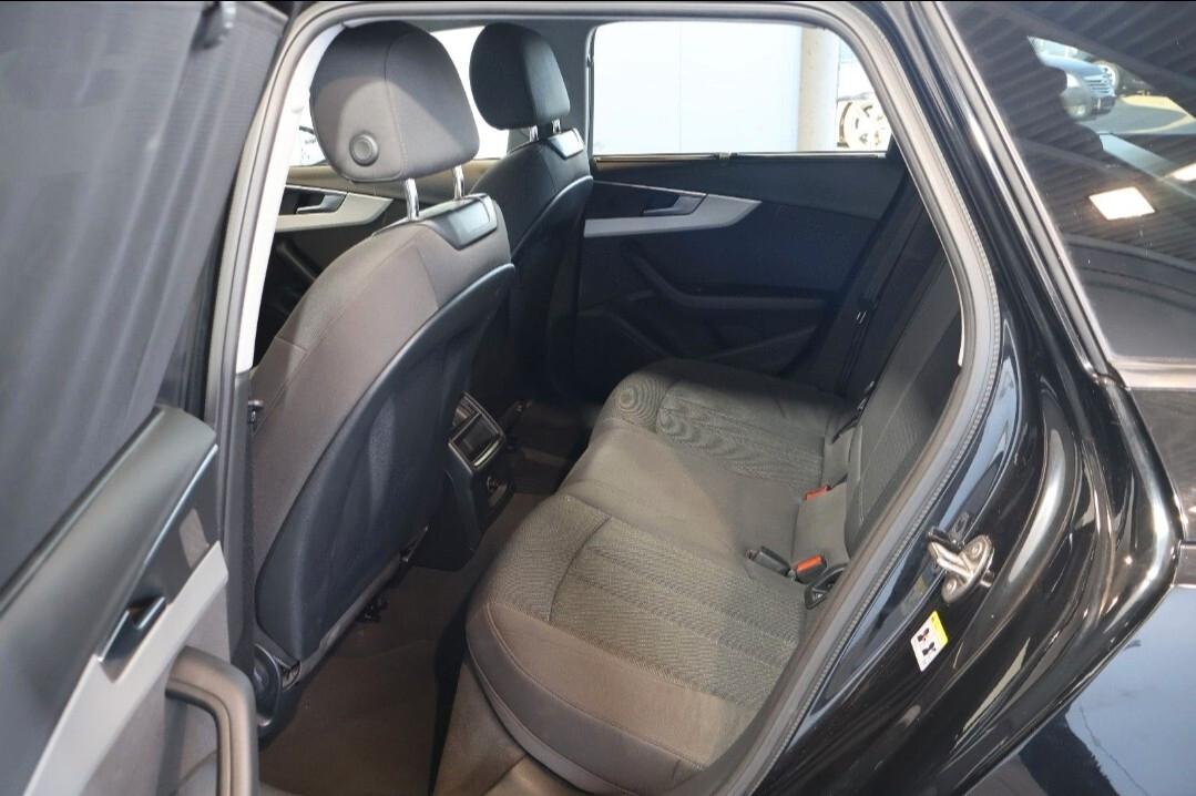 Audi A4 Avant 35 Tfsi Benzina Automatica