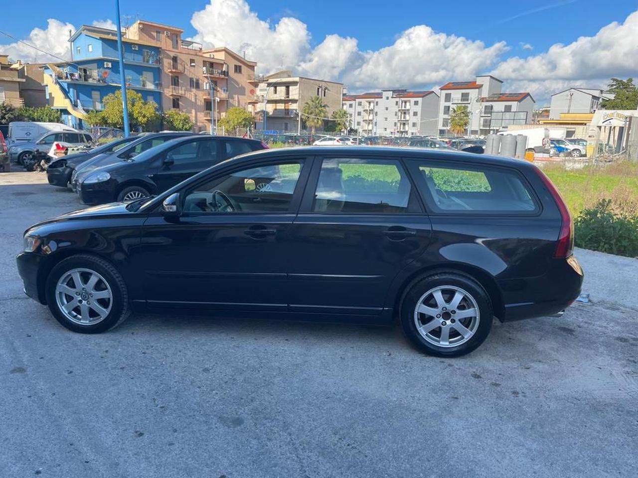 VOLVO V50 D3 POLAR