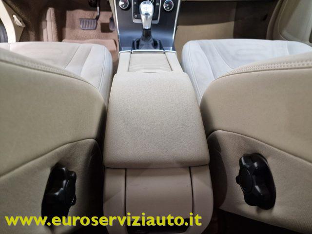 VOLVO V60 T3 Powershift Kinetic