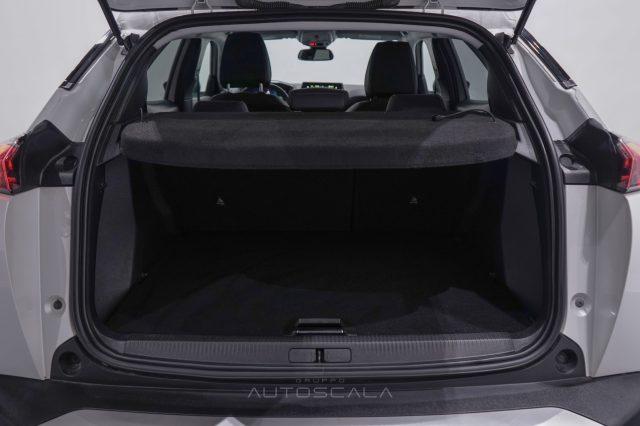PEUGEOT 2008 motore elettrico 136cv Allure