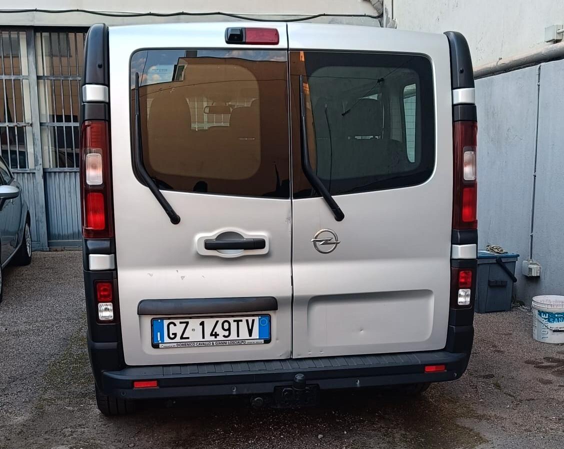 Opel Vivaro 1.7 CDti BITURBO S&S Kombi 9 posti con gancio traino
