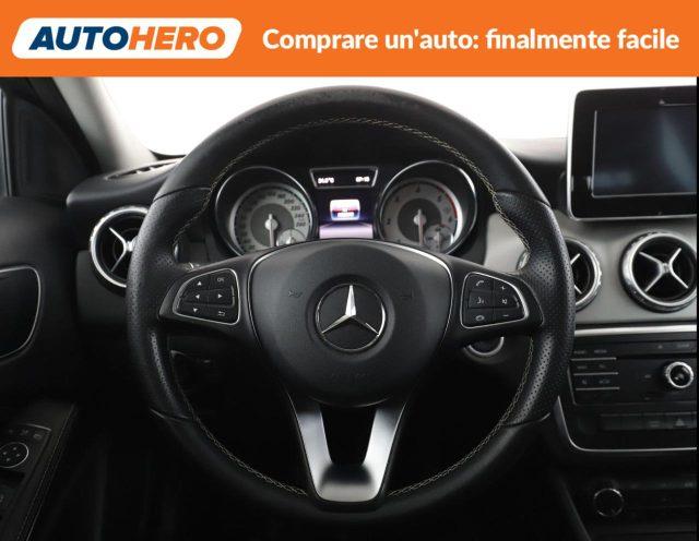 MERCEDES-BENZ GLA 200 d Sport