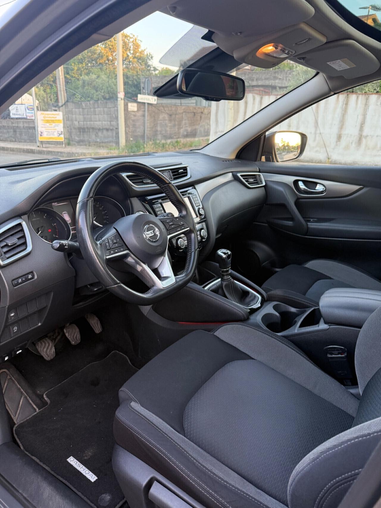 Nissan Qashqai 1.5 dCi Tekna tetto panoramico