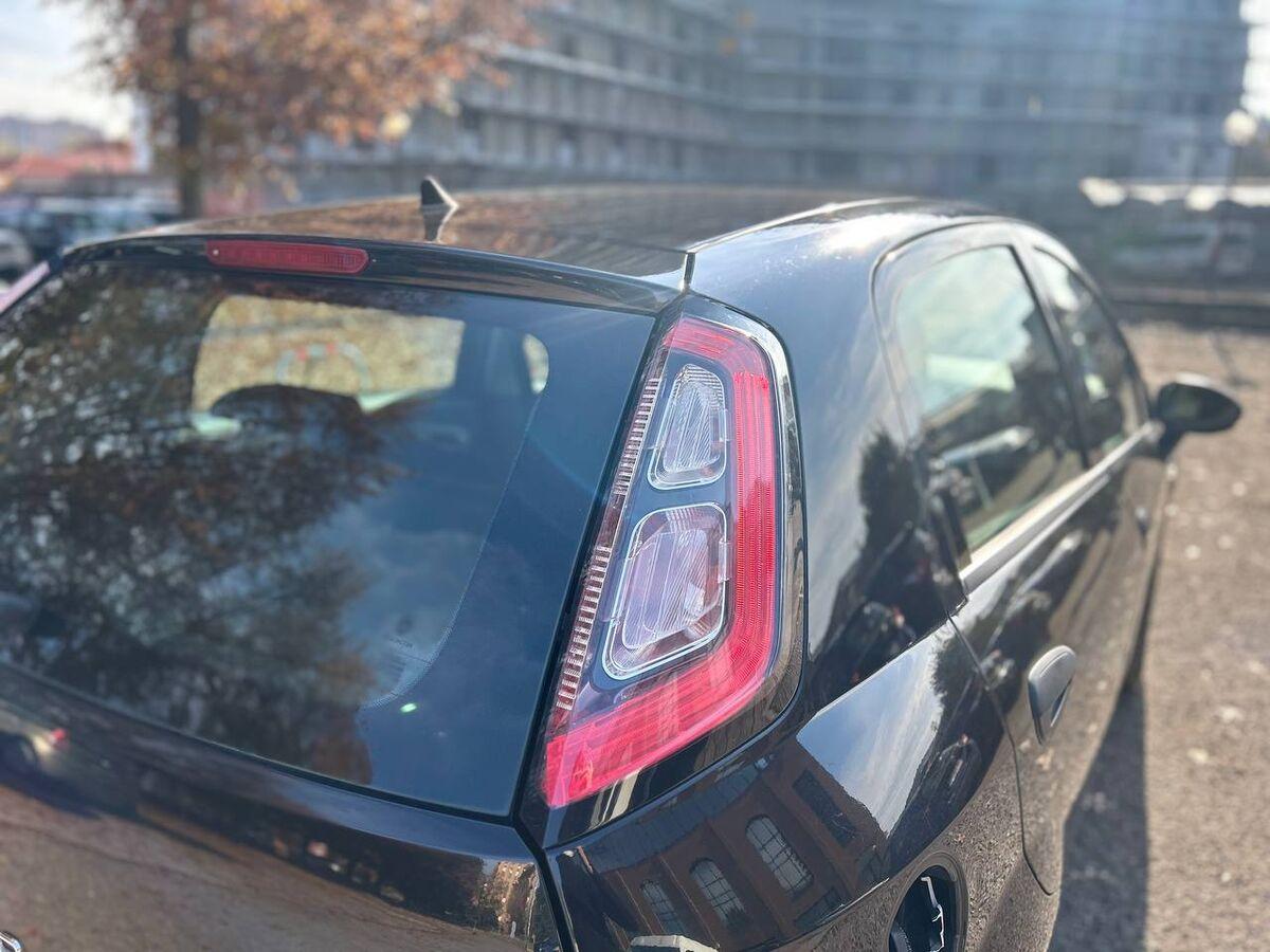 Fiat Punto 1.4 natural power Street 70cv 5p E6