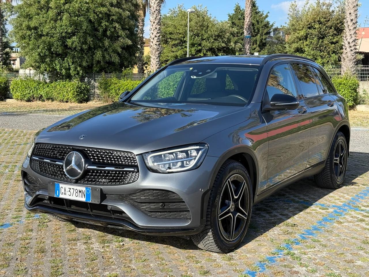 MERCEDES GLC 200d 2021 AMG - Night Edition