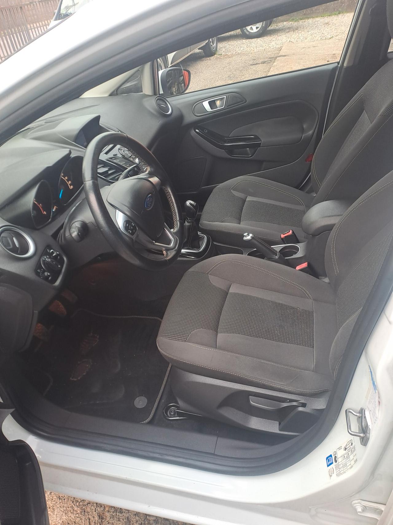 Ford Fiesta 1.0 80CV 5 porte Titanium