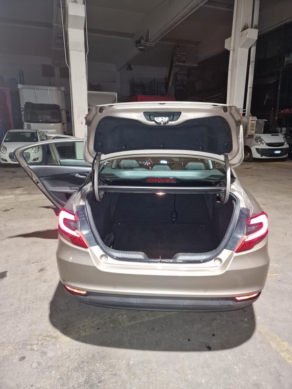 Fiat Tipo 1.3 Mjt 4 porte Lounge