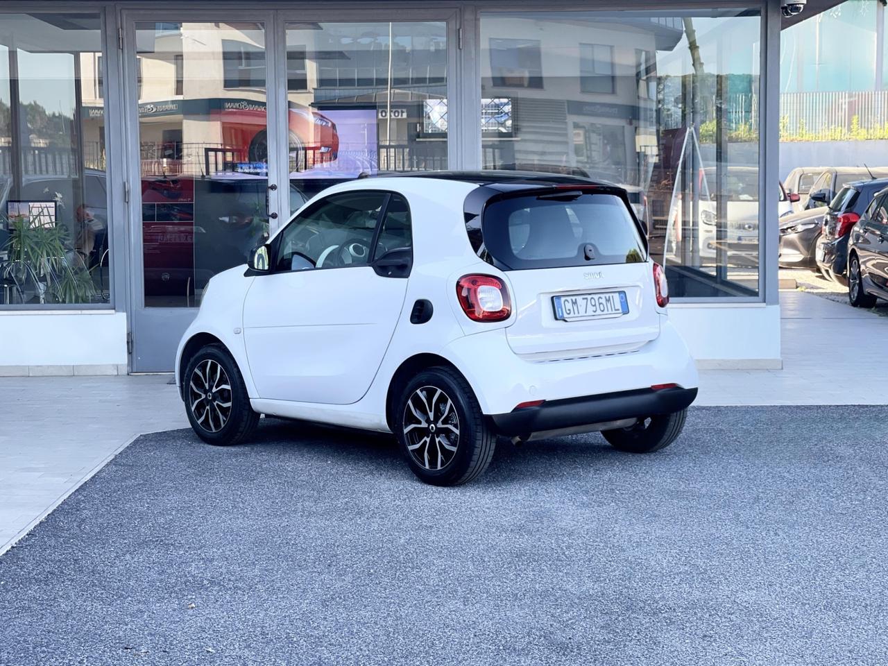 Smart ForTwo 1.0 Benzina 71CV E6 Automatica Neo - 2019