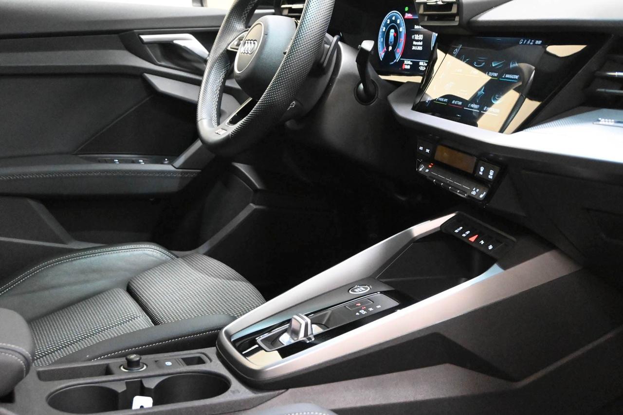 AUDI A3 4ª serie A3 SPB 35 TFSI S tronic S lin...