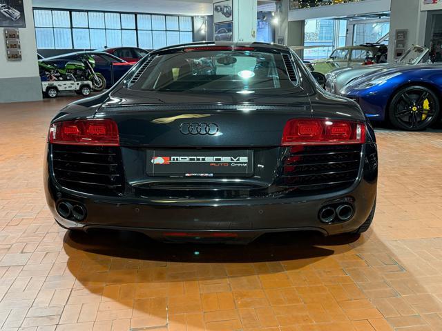 AUDI R8 4.2 V8 FSI Quattro-Tagliandi Audi-Book Service