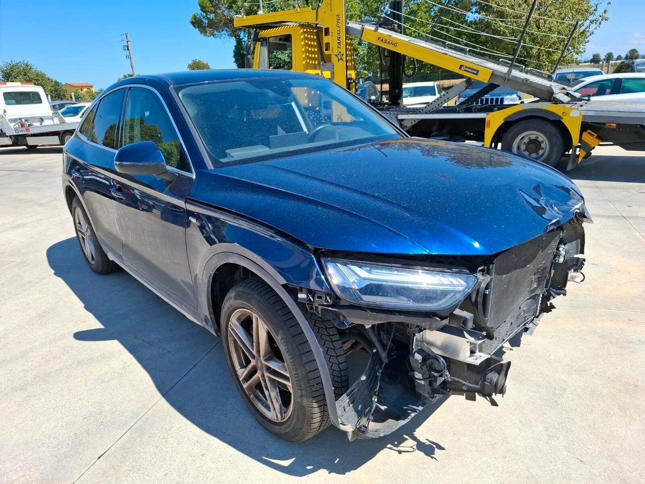 Audi Q5 SPB 40 2.0 TDI quattro S tronic line - SINISTRATO