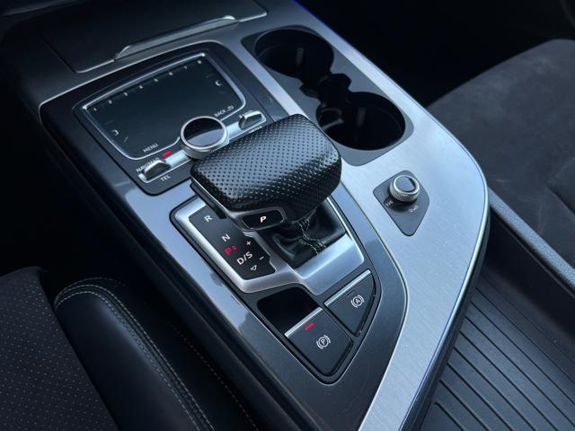 AUDI Q7 3.0 TDI 272 CV quattro tiptronic S Line Sline 7p