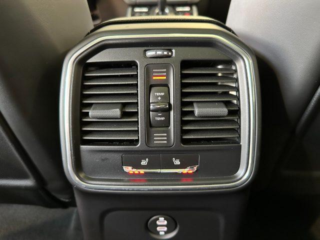 PORSCHE Macan 2.0 PDK - 21" - Tetto - Camera - PDLS - Bose -IVA