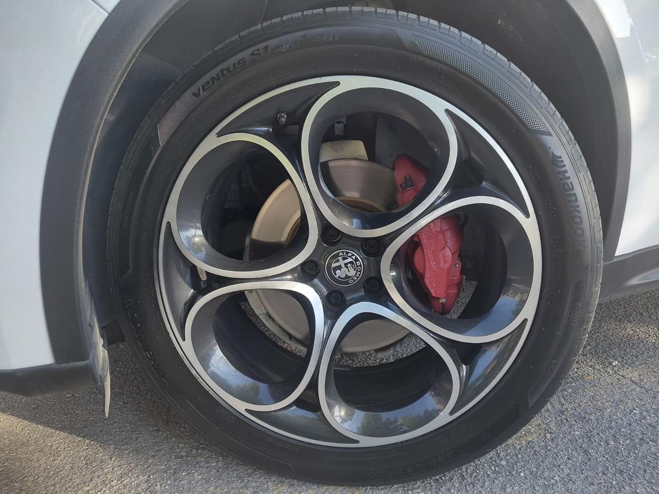 Alfa Romeo Stelvio Executive 2.2 #11109