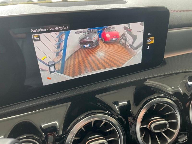 MERCEDES CLA Coupé (C118) CLA 220 d Automat...