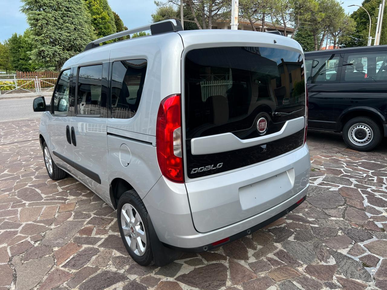 Fiat Doblo 1.4 T-Jet 16V Lounge