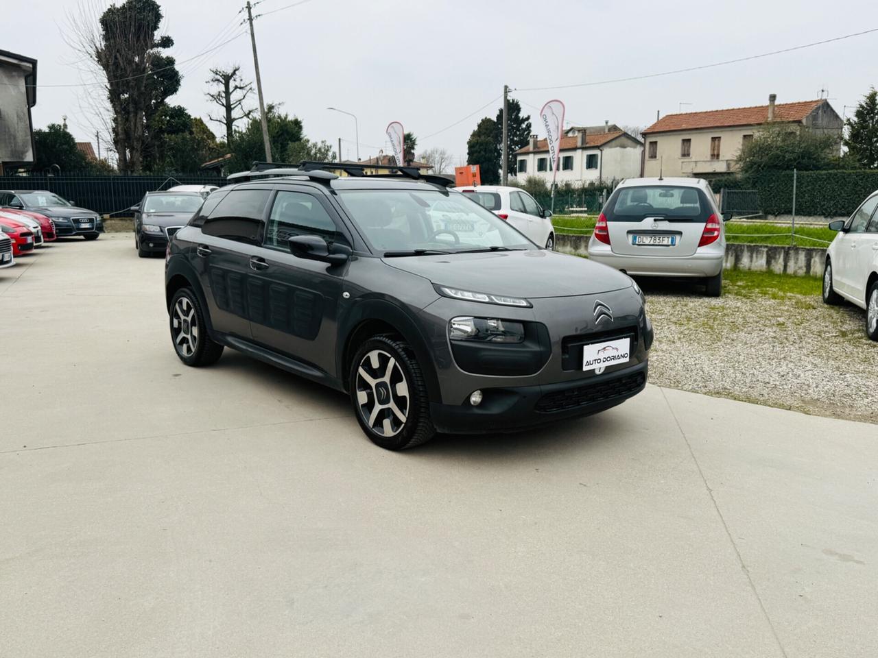 Citroen C4 Cactus PureTech 82 Shine